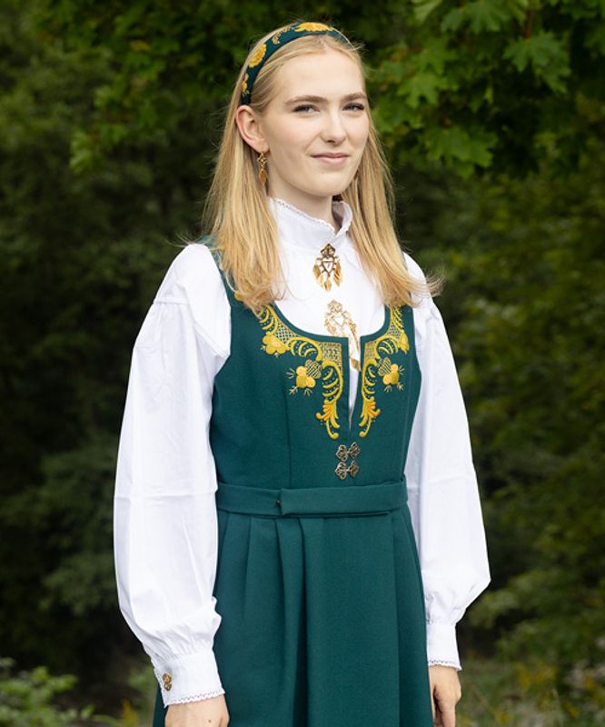 Sjøgrønn Romeriksbunad L40